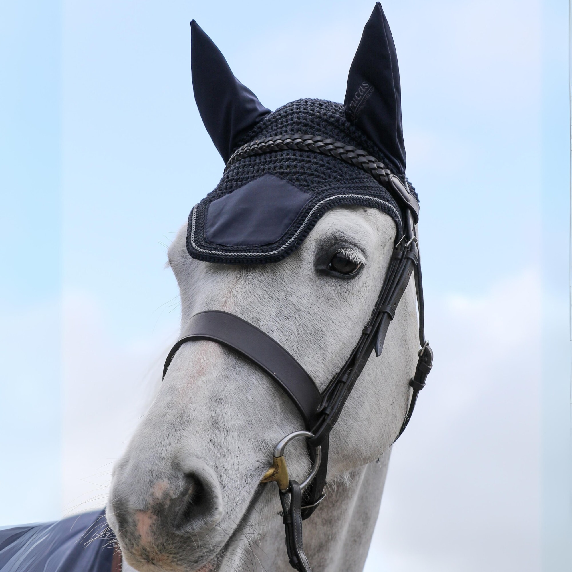 Show-Line Fly Bonnet - Navy